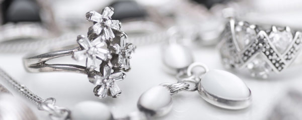 bijoux acier